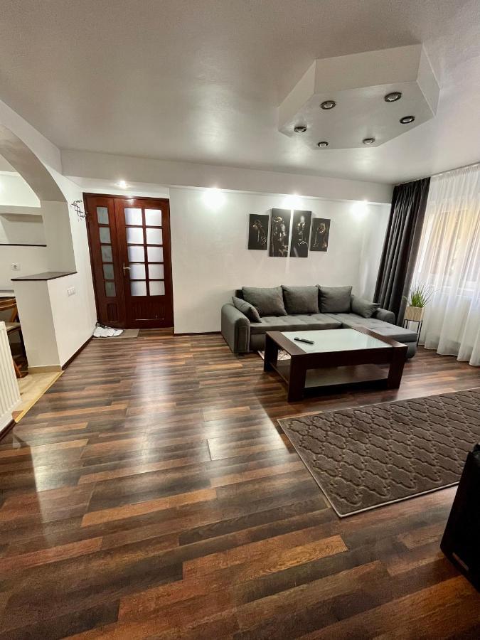 Timi Residence Brasov Ngoại thất bức ảnh